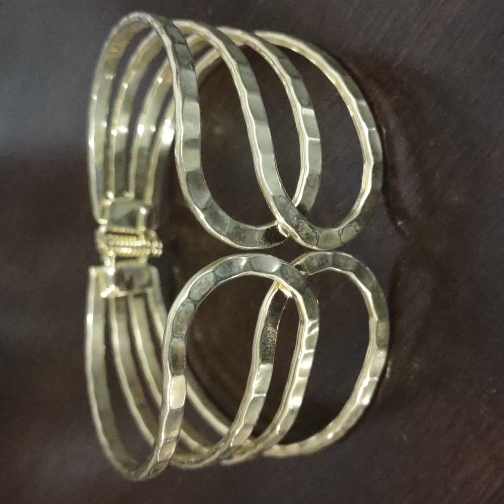 0582 Women's Gold Cuff Bracelet